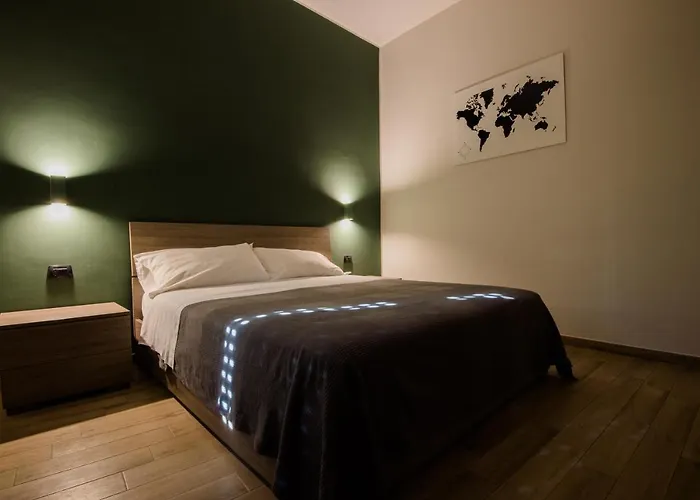Interno 10 Cavour