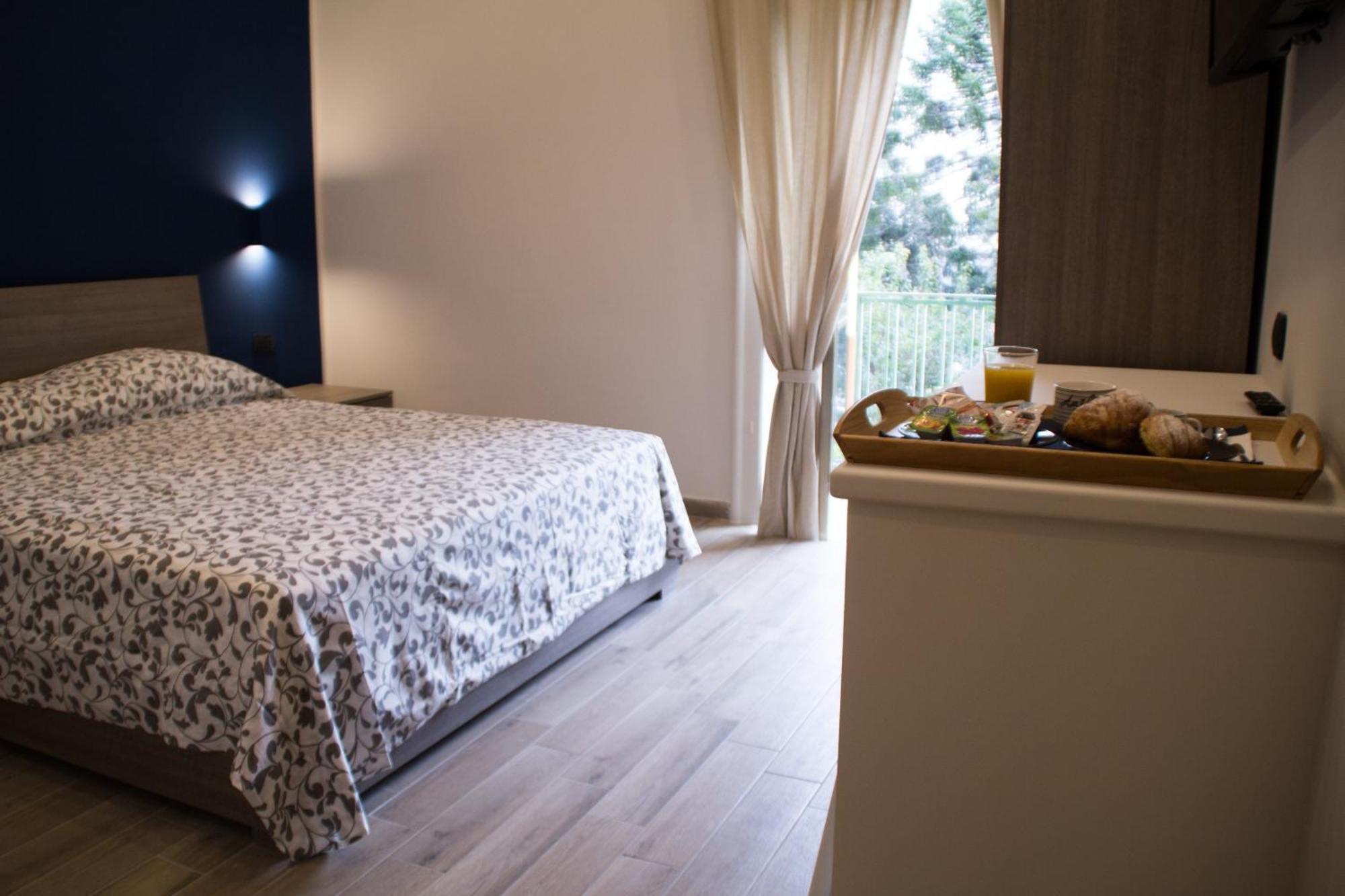 Interno 10 Cavour Bed & Breakfast 2*