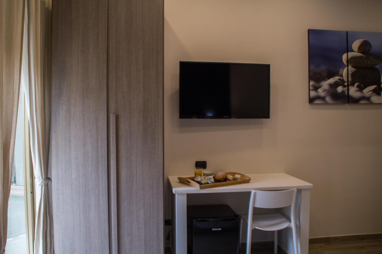 Interno 10 Cavour Napoli