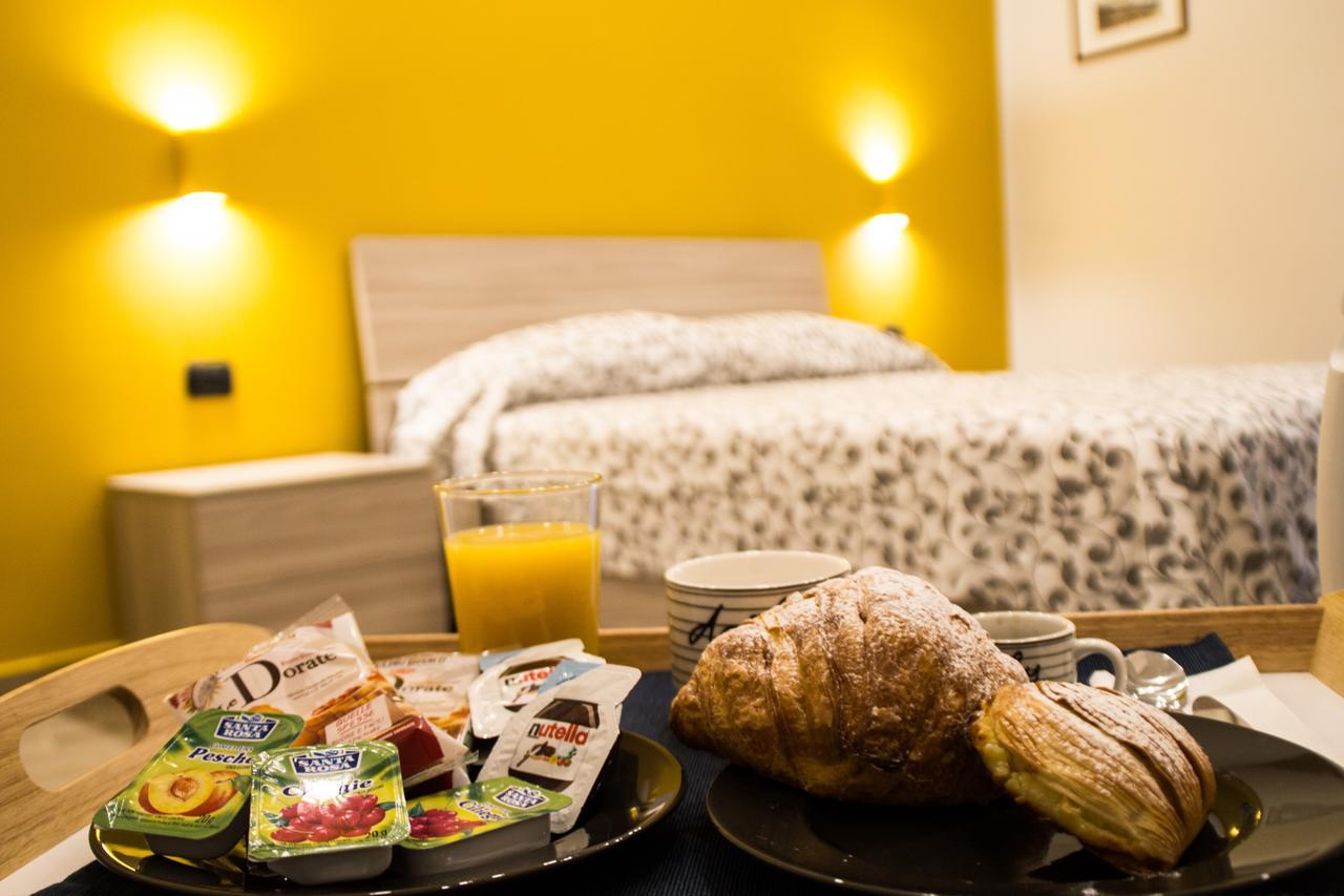 Interno 10 Cavour Bed & Breakfast 2*