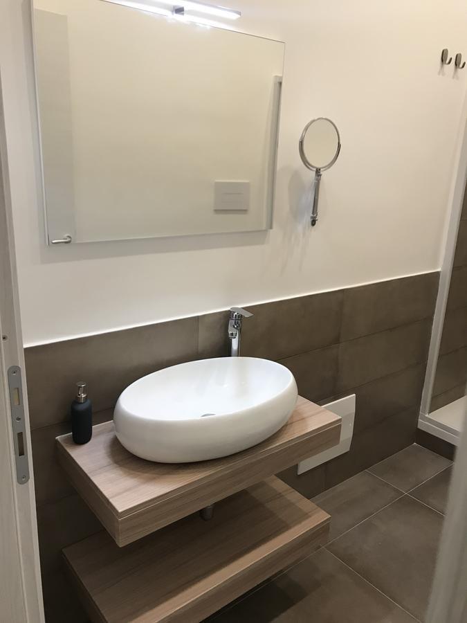 Interno 10 Cavour