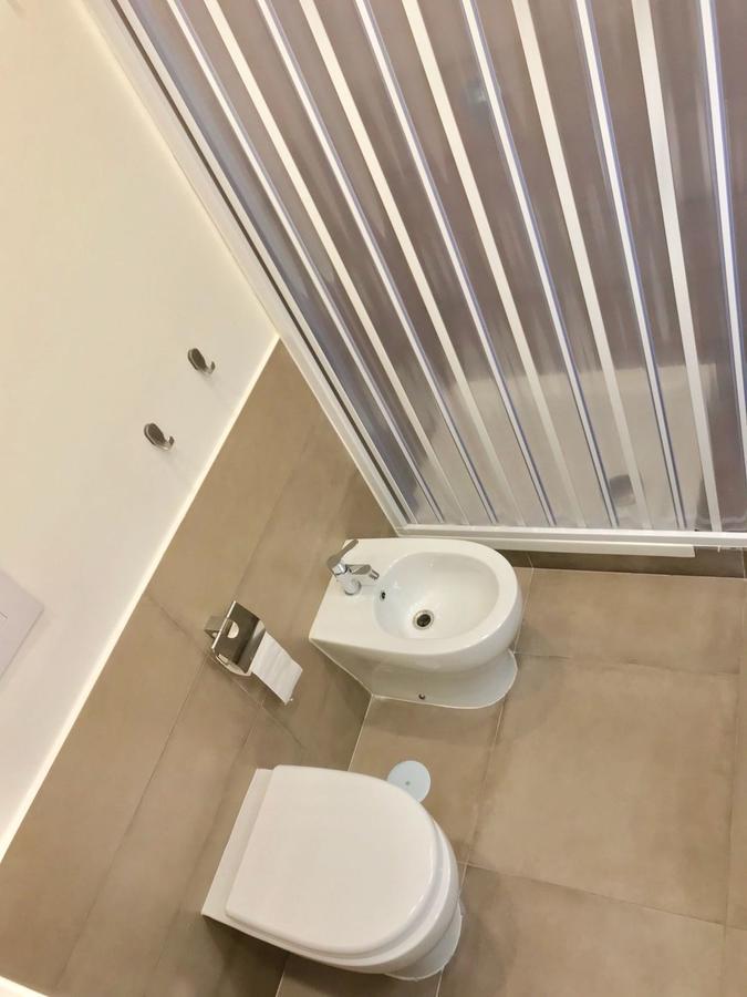 Interno 10 Cavour 2*